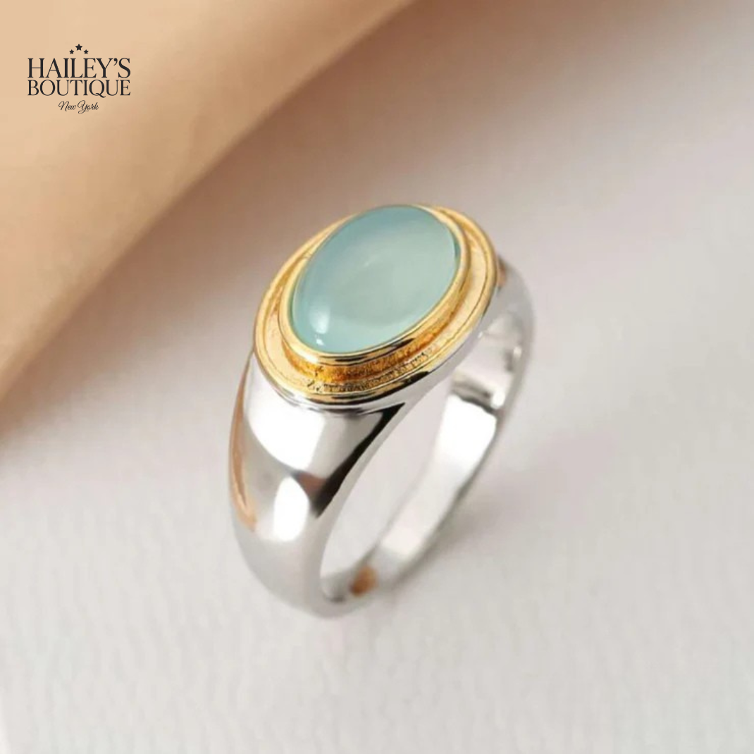 VINTAGE MOONSTONE RING