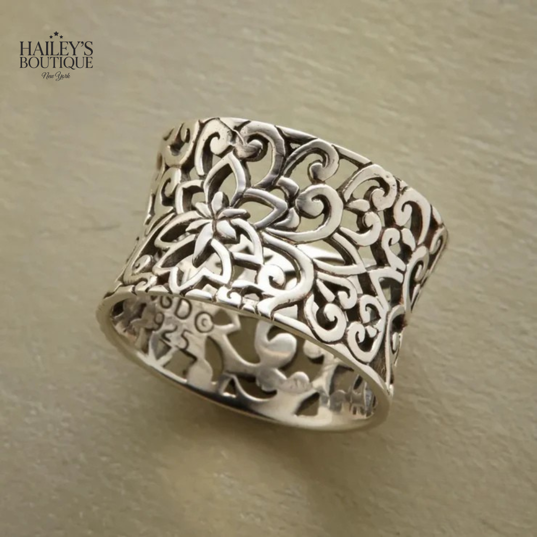 BONNIE VINATGE SILVER HOLLOW RING