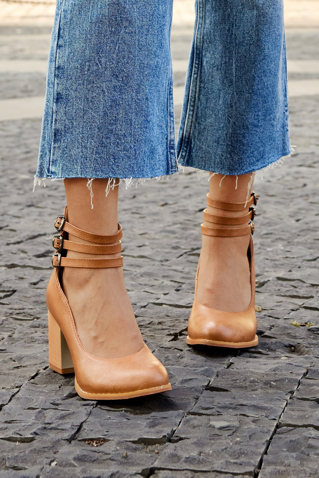 Caa™ | Smooth Ankle-Strap Sandals with Chunky Heel