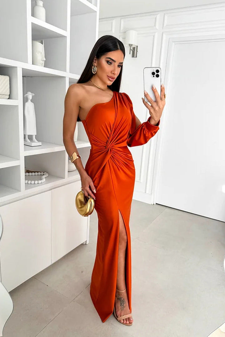 Rhea – Elegant Maxi Dress