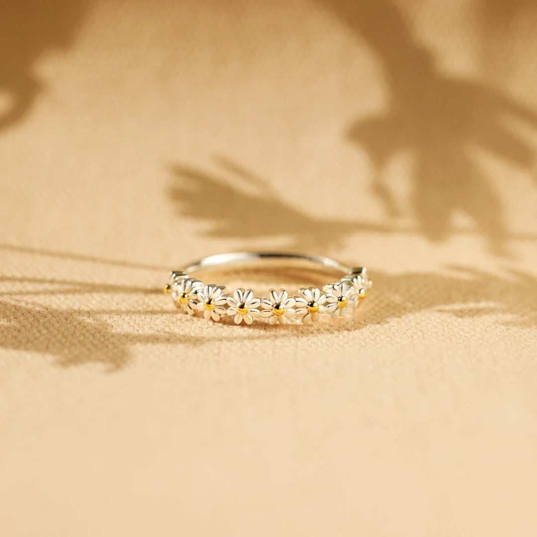 GARDEN LUXURIOUS FLOWER RING