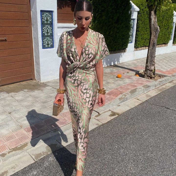 Nina – Sophisticated Silk Dress