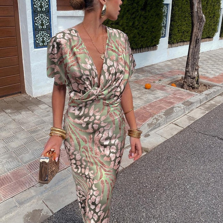 Nina – Sophisticated Silk Dress