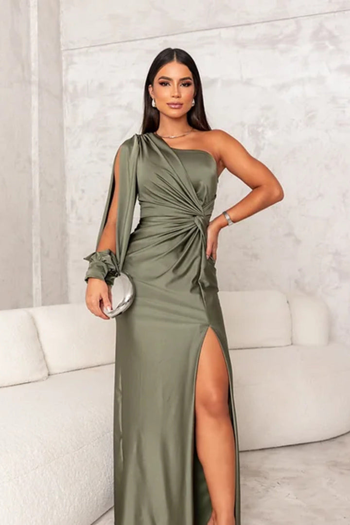 Rhea – Elegant Maxi Dress