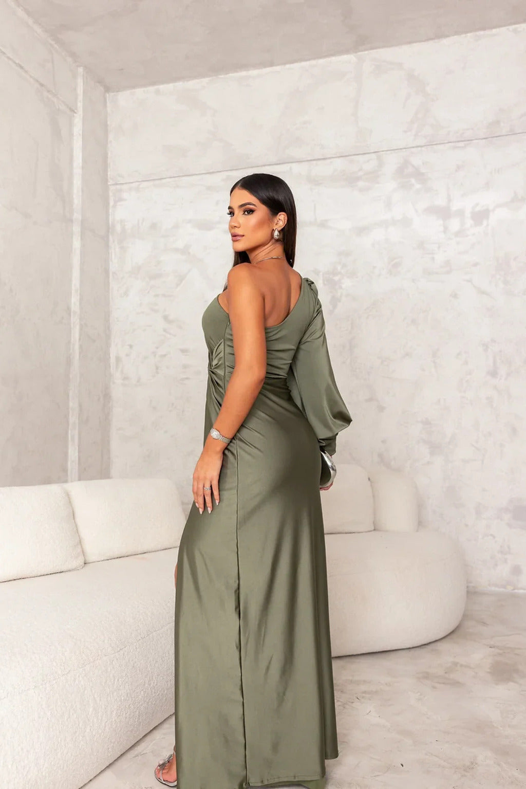 Rhea – Elegant Maxi Dress